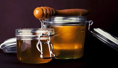 Prostatitic treatment with beekeeping products
